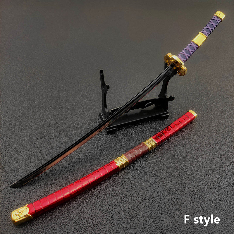 Zoro katana metal weapon（Size of 25-40 cm、There are other characters' weapons as well）